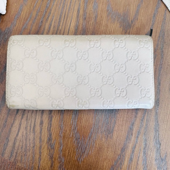 Gucci Ivory made monogram wallet - Picture 3 of 16